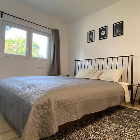 Bike & Fun Apartments - Balatonakarattya Phòng bức ảnh