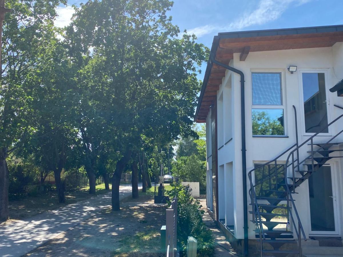 Bike & Fun Apartments - Balatonakarattya Ngoại thất bức ảnh
