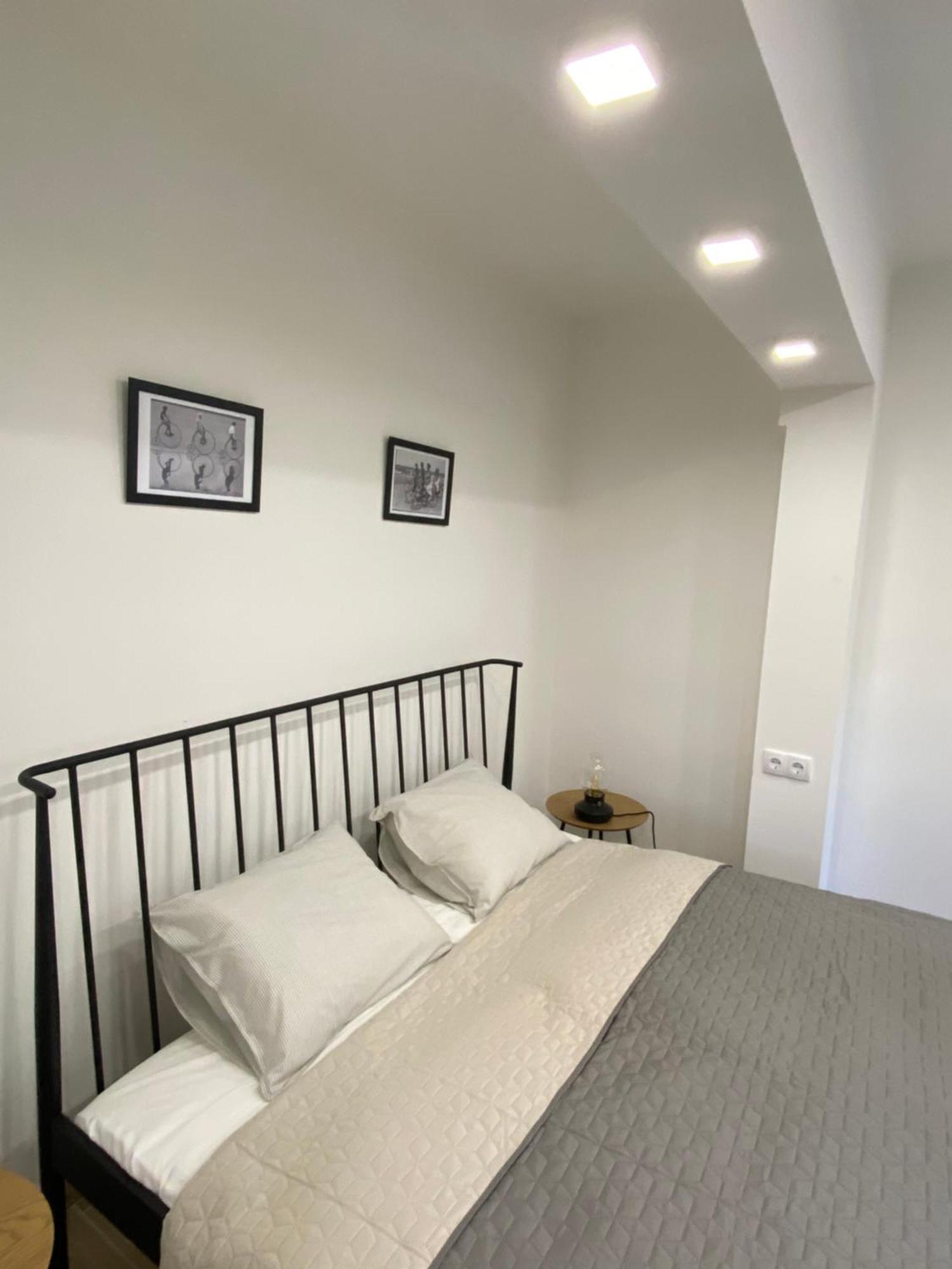 Bike & Fun Apartments - Balatonakarattya Phòng bức ảnh