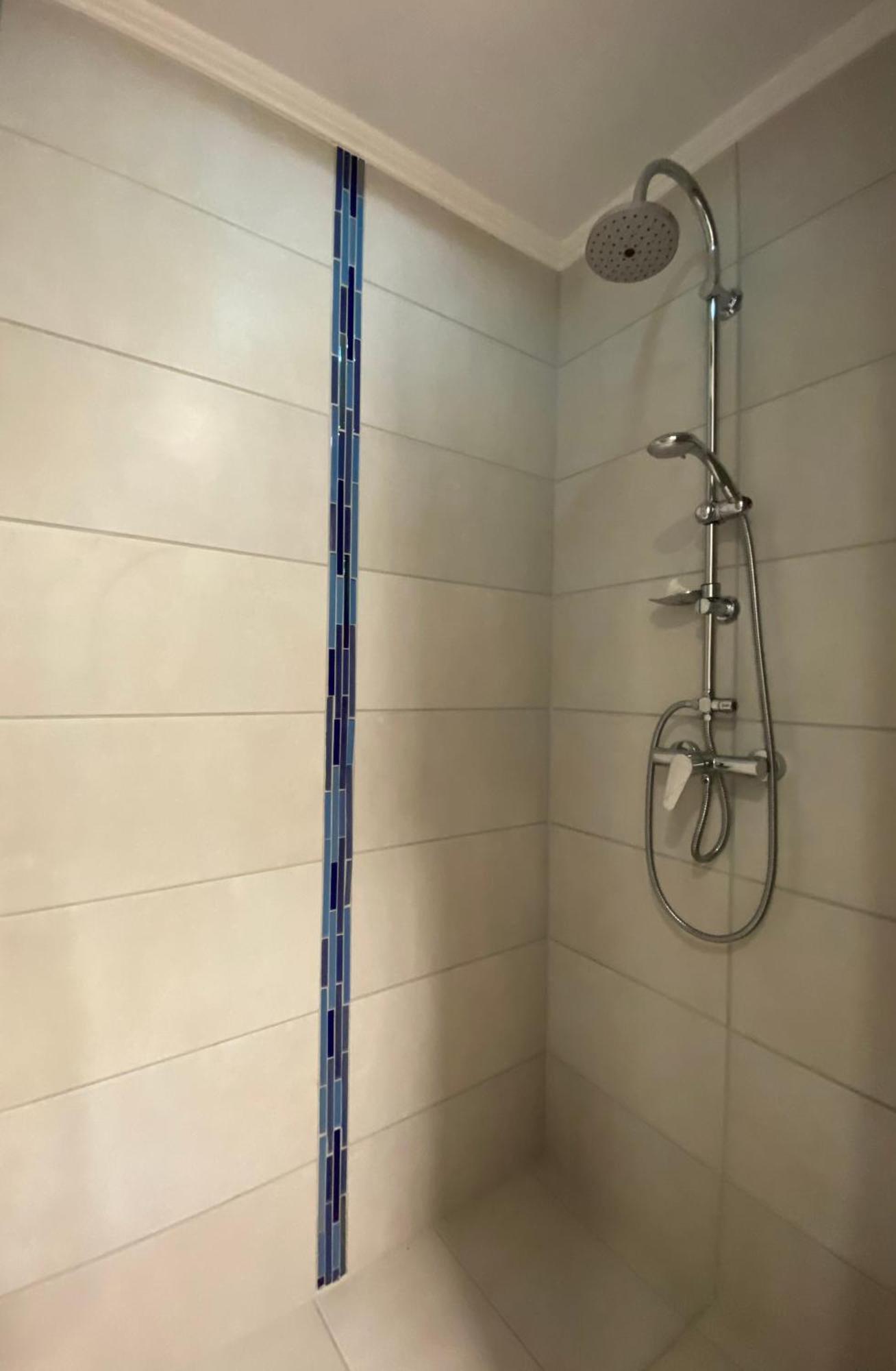Bike & Fun Apartments - Balatonakarattya Phòng bức ảnh